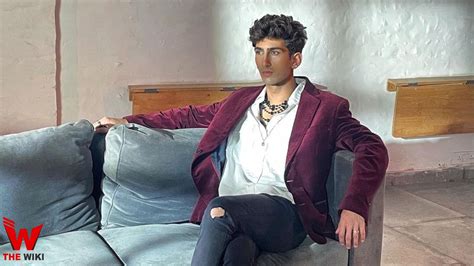 Moses Koul .